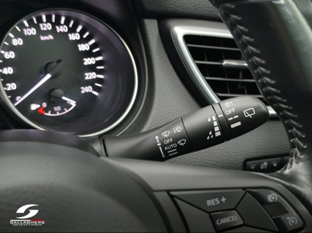 2021 Nissan Qashqai (211) SE 1.5 DSL AUTOMATIC PAN ROOF €21,995 thumbnail