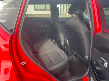 2017 Kia Soul EX 5DR €15,000