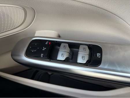 2021 Mercedes-Benz C Class - thumbnail 18