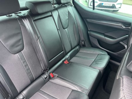 2023 Skoda Octavia - thumbnail 10