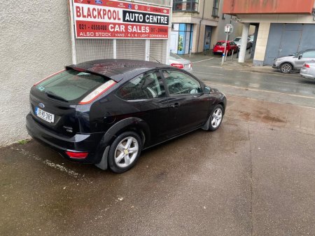 2008 Ford Focus - thumbnail 21