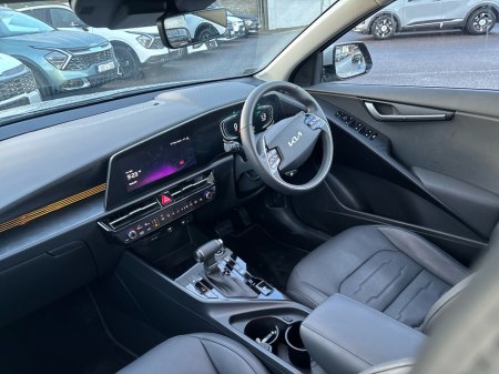 2025 Kia Niro HEV SEM €37,950 thumbnail