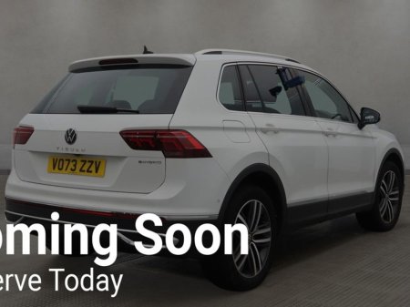 2023 Volkswagen Tiguan ELEGANCE 1.4 HYBRID * TOP SPEC * // OPENING PAN ROOF // HEATED SEATS // APPLE CARPLAY/ANDROID AUTO €29,750 thumbnail