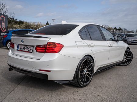 2014 BMW 3 Series - thumbnail 2