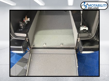 2023 Peugeot Rifter Wheelchair Accessible €42,995 thumbnail