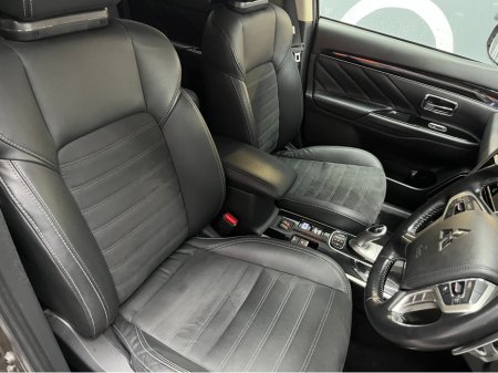 2019 Mitsubishi Outlander €22950 2019 MITSUBISHI OUTLANDER PHEV G 2.4 AUTOMATIC / CRUISE CONTROL / 360° PARKING CAMERA / ELECTRIC HEATED SEATS / HEATED STEERING WHEEL €22,950 thumbnail