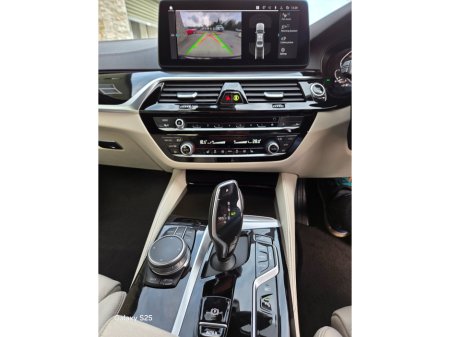 2021 BMW 5 Series - thumbnail 11