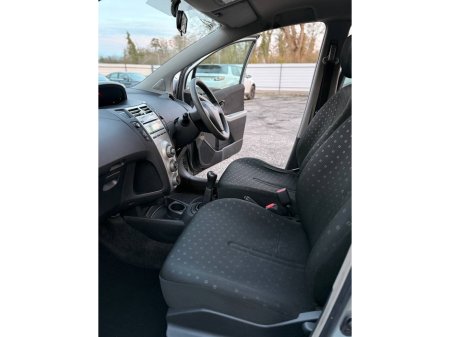 2007 Toyota Yaris - thumbnail 27