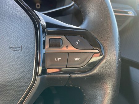 2021 Peugeot 2008 1.5 BlueHDI 110bhp Allure €19,975 thumbnail
