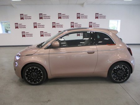 2025 Fiat 500e 