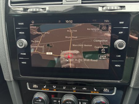 2018 Volkswagen Golf  €16,500 thumbnail