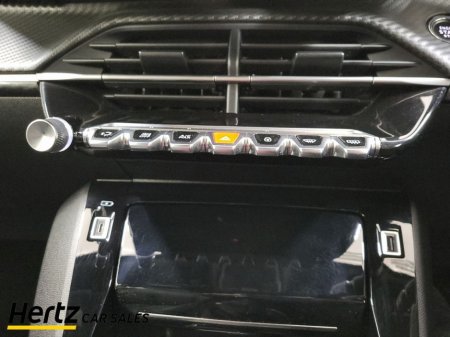 2023 Peugeot 2008 - thumbnail 20