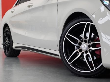 2017 Mercedes-Benz CLA Class - thumbnail 6