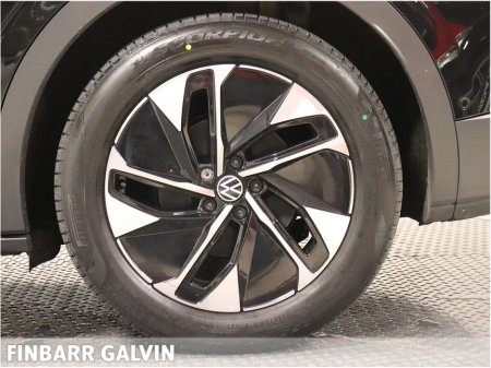 2023 Volkswagen ID.4 LIFE DX 77kWh 174HP €29,950 thumbnail