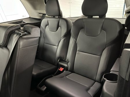 2023 Volvo XC90 - thumbnail 18