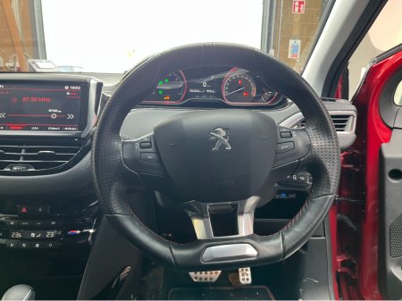 2018 Peugeot 2008 2018 PEUGEOT 2008 GT LINE 1.2 AUTOMATIC / CRUISE CONTROL / REVERSE CAMERA AND MORE €14,950 thumbnail