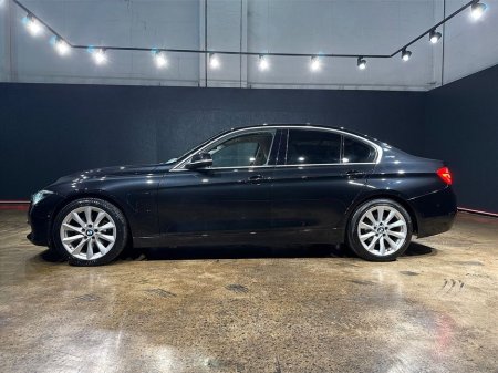 2016 BMW 3 Series - thumbnail 6