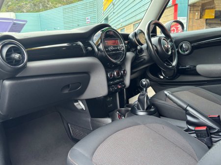 2015 MINI Hatch  €8,950 thumbnail