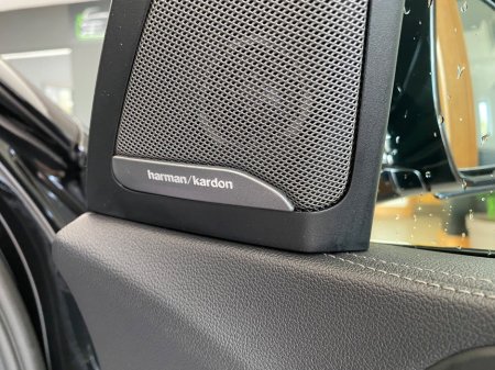 2021 BMW X5 xDrive45e M Sport €64,950 thumbnail