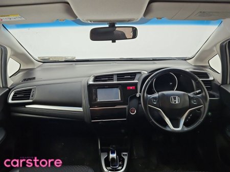 2015 Honda Fit FIT DAA-GP5 HYBRID 5DR AUTO €10,880 thumbnail