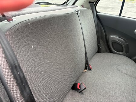 2006 Nissan Micra - thumbnail 13