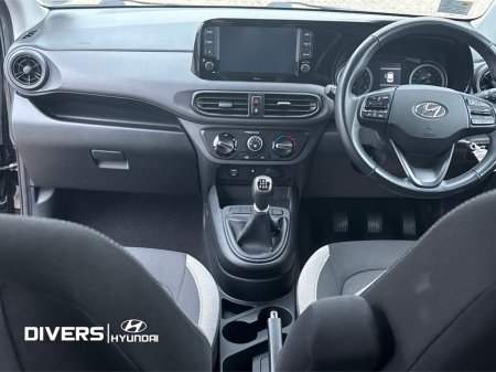 2020 Hyundai i10 Deluxe Plus thumbnail