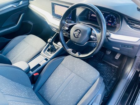 2021 Skoda Octavia - thumbnail 11