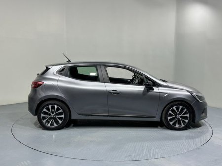 2023 Renault Clio - thumbnail 8