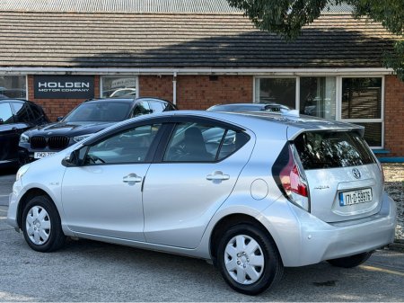 2017 Toyota Aqua - thumbnail 12