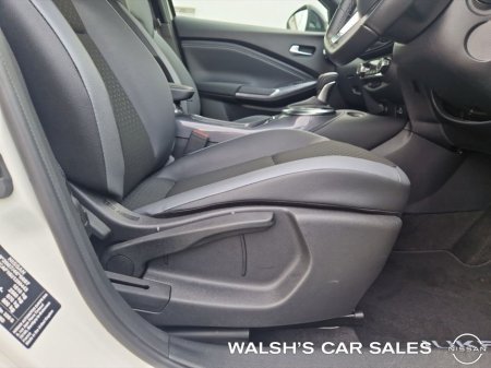 2024 Nissan Juke 1.6 HYB SV Premium MY23.75 4DR €27,950 thumbnail