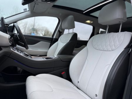 2024 Hyundai Santa Fe 1.6 PHEV 4WD Premium 7 Seater €50,950 thumbnail