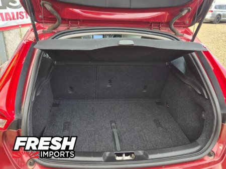 2014 Volvo V40 - thumbnail 15