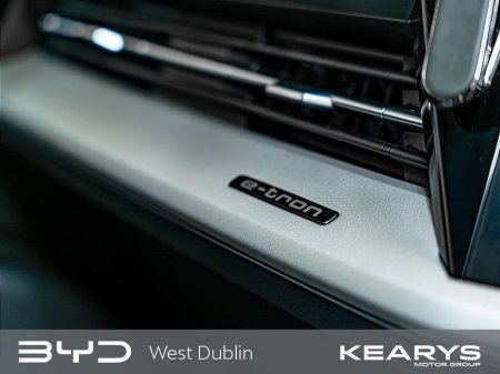 2022 Audi Q4 e-tron - thumbnail 25