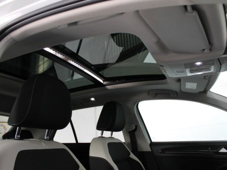 2019 Volkswagen T-Roc - thumbnail 12