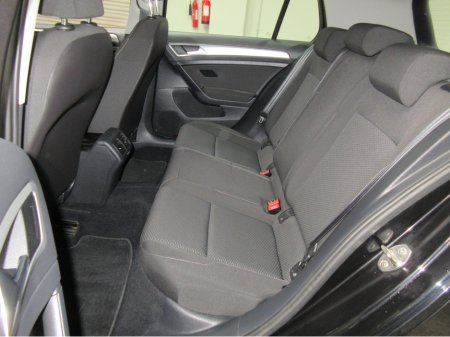 2019 Volkswagen Golf - thumbnail 13