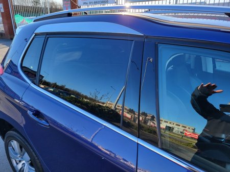 2014 Peugeot 208 - thumbnail 13