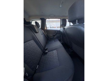 2015 Dacia Duster - thumbnail 23