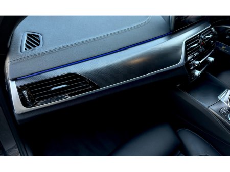 2023 BMW 5 Series - thumbnail 18