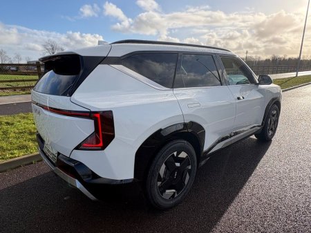 2026 Kia EV5 EV5 EARTH 2, 81KW BATTERY, 7 YEAR WARRANTY, 3 YEAR AA, 0% FINANCE, *3 FREE SEVICES FOR KIA CUSTOMERS* €50,900