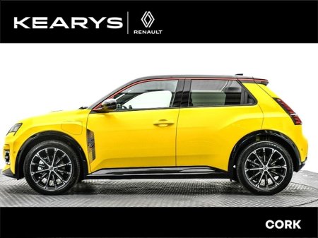 2026 Renault 5 Iconic 40kWh 120hp Order Your 261 Today! €29,995
