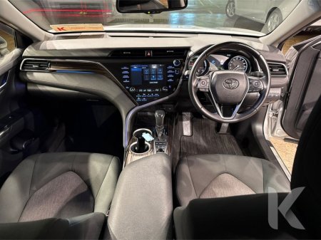 2020 Toyota Camry HYBRID - CRUISE CONTROL - REVERSE CAMERA - PUSH START/STOP BUTTON - TOYOTA SAFETY SENSE €25,950 thumbnail