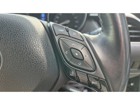 2019 Toyota C-HR - thumbnail 19