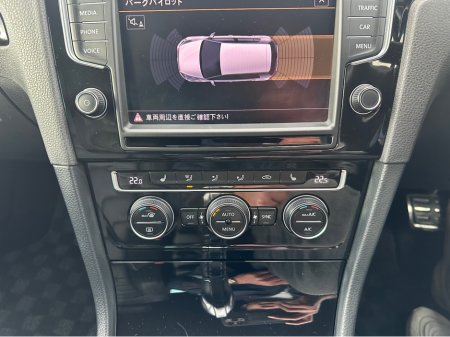 2014 Volkswagen Golf - thumbnail 17