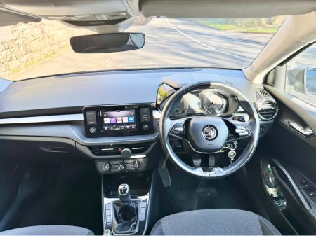 2021 Volkswagen Golf - thumbnail 18