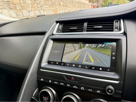 2019 Jaguar E-Pace - thumbnail 24