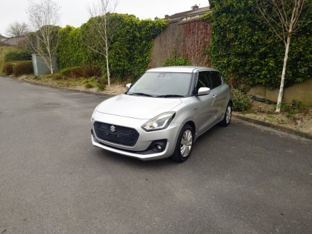 2017 Suzuki Swift - thumbnail 1