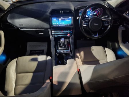 2019 Jaguar F-Pace - thumbnail 14