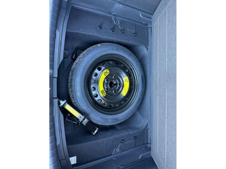 2024 Kia Niro HEV K3 5DR Auto €33,888 thumbnail