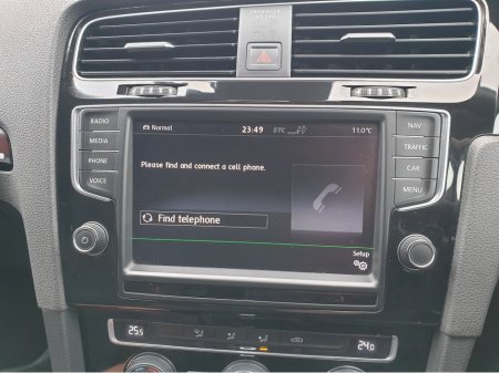 2014 Volkswagen Golf - thumbnail 16