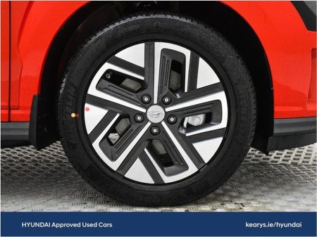 2023 Hyundai Kona EV Premium 64 kWh thumbnail